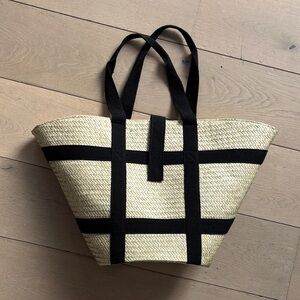 Basket tote